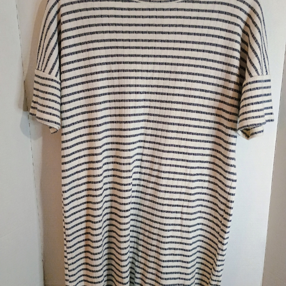 Zara Basic Collection Women's Top Size Small - image 2